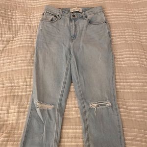 Abercrombie & Fitch Ripped Mom Jeans